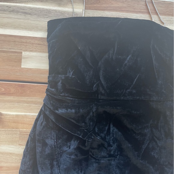 House of Harlow 1960 Velvet Like Rhinestone Wrap Mini Dress - Picture 3 of 6